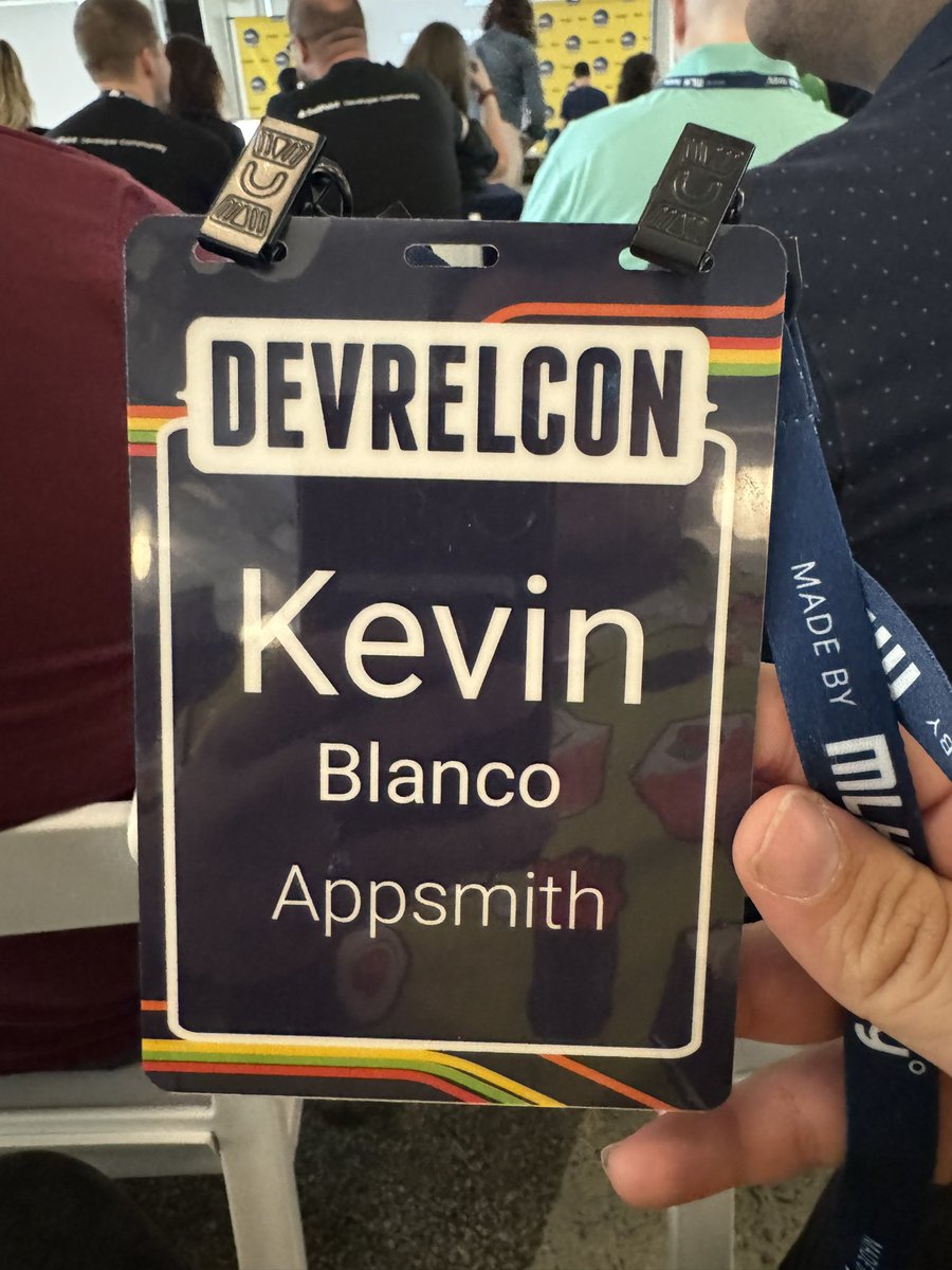 KevinBlancoZ's tweet image. @devrelcon it’s ON! It’s so great to connect and meet IRL with amazing people I only knew online. @LeadDevRel UNITE!

#devrel #devrelcon #developerrelations @appsmithing @biappaz @danizeres @Vidushi_Gupta7