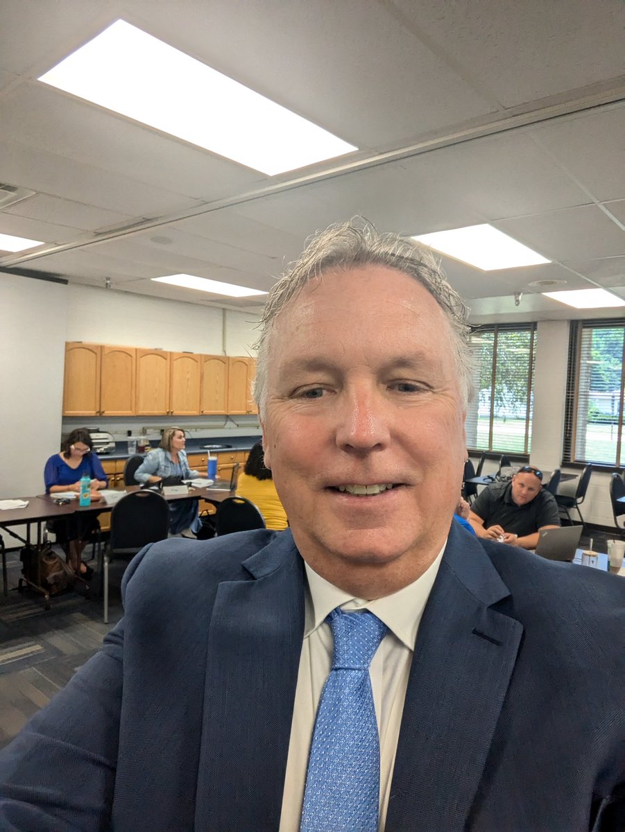 Working with leaders in Chillicothe Ohio today on helping staff navigate change. It's been a very rewarding experience. Lots of great ideas and strategies have been shared.