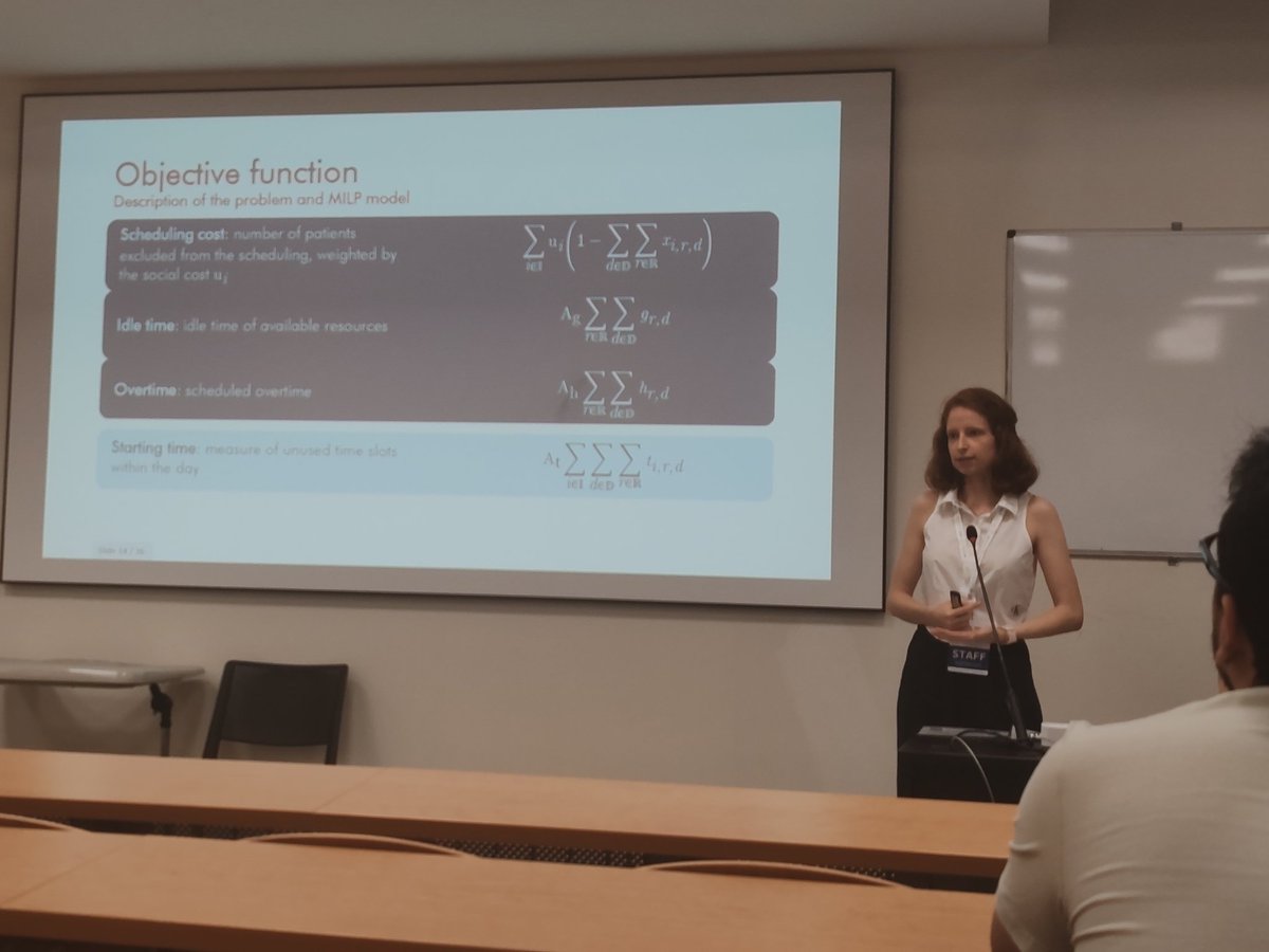 Our former master degree student Alice Daldossi presented at #ORAHS2024 a mixed-integer linear programming approach for a fair and effective training of residents in operating room scheduling. A work coautored by @Aringoogle (<a href="/unito/">Università di Torino</a>), <a href="/duma_davide/">Davide Duma</a>, and <a href="/scambiaghi99/">Sara Cambiaghi</a> (<a href="/unipv/">Università di Pavia</a>)