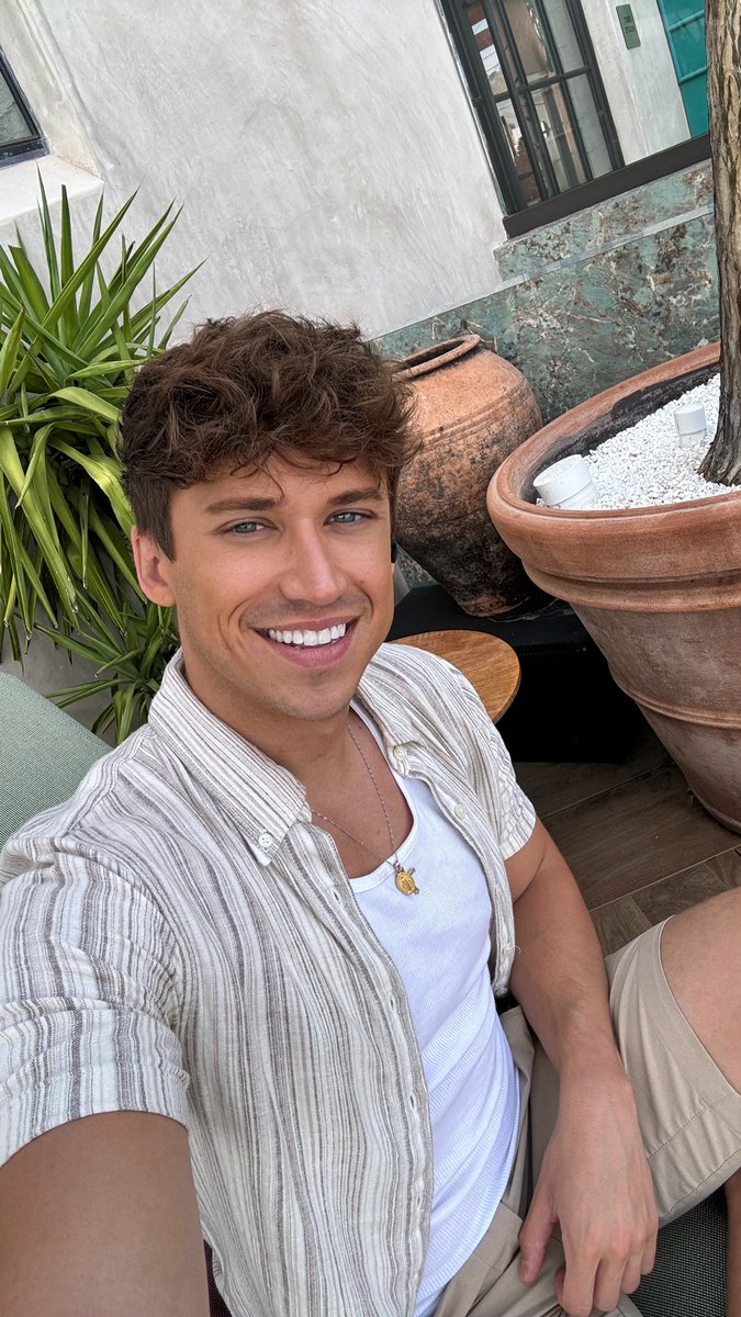 BenButler2's tweet photo. Good morning 🌞 Just curious: What's your favorite city to live in the U.S.? And what are your top destinations for a European trip? https://t.co/bcRrkH29Po