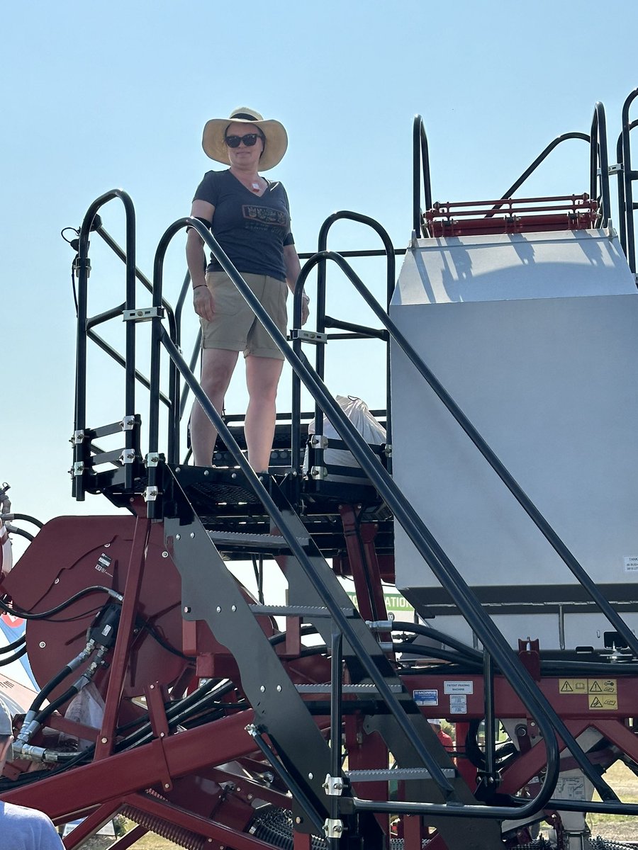 Merle Massie, PhD 📚✒️🚜🇨🇦 tweet media