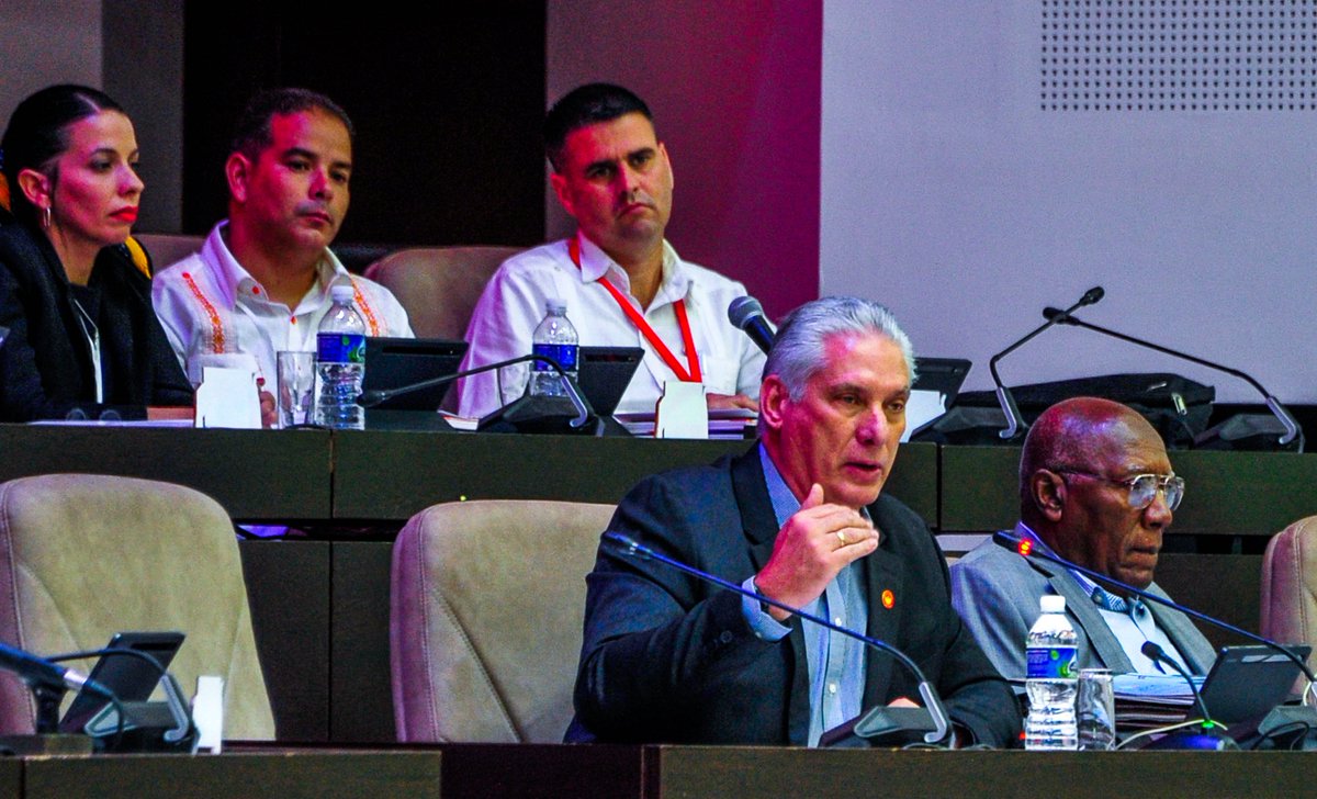 🗣️ El presidente cubano <a href="/DiazCanelB/">Miguel Díaz-Canel Bermúdez</a>, al intervenir en el debate de los diputados de la <a href="/AsambleaCuba/">Asamblea Nacional Cuba</a>, luego de la presentación del informe de #RendiciónDeCuentaMINCIN, aseguró que  «las riquezas no se crean importando, sino trabajando y produciendo».