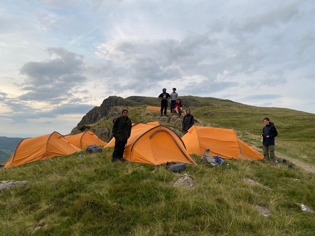 DAOSdofe's tweet image. DAOS GOLD DAY 3
After a windy wild camp and a tough second day, students had a more relaxed day and are all back at camp enjoying their final evening.