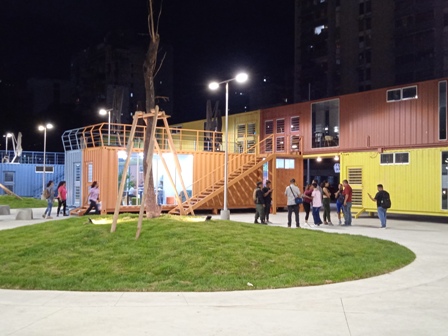 Edcruzideas's tweet photo. #arquitectura
"Plaza de la Juventud", recientemente  inaugurada en el sector Bellas Artes de la parroquia La Candelaria, Caracas. Con intervenciones en el pavimento por el artista Juvenal Ravelo. Tiene módulos con actividades lúdicas  y tecnológicas
#arte #photography #Venezuela https://t.co/kyigamLeu3