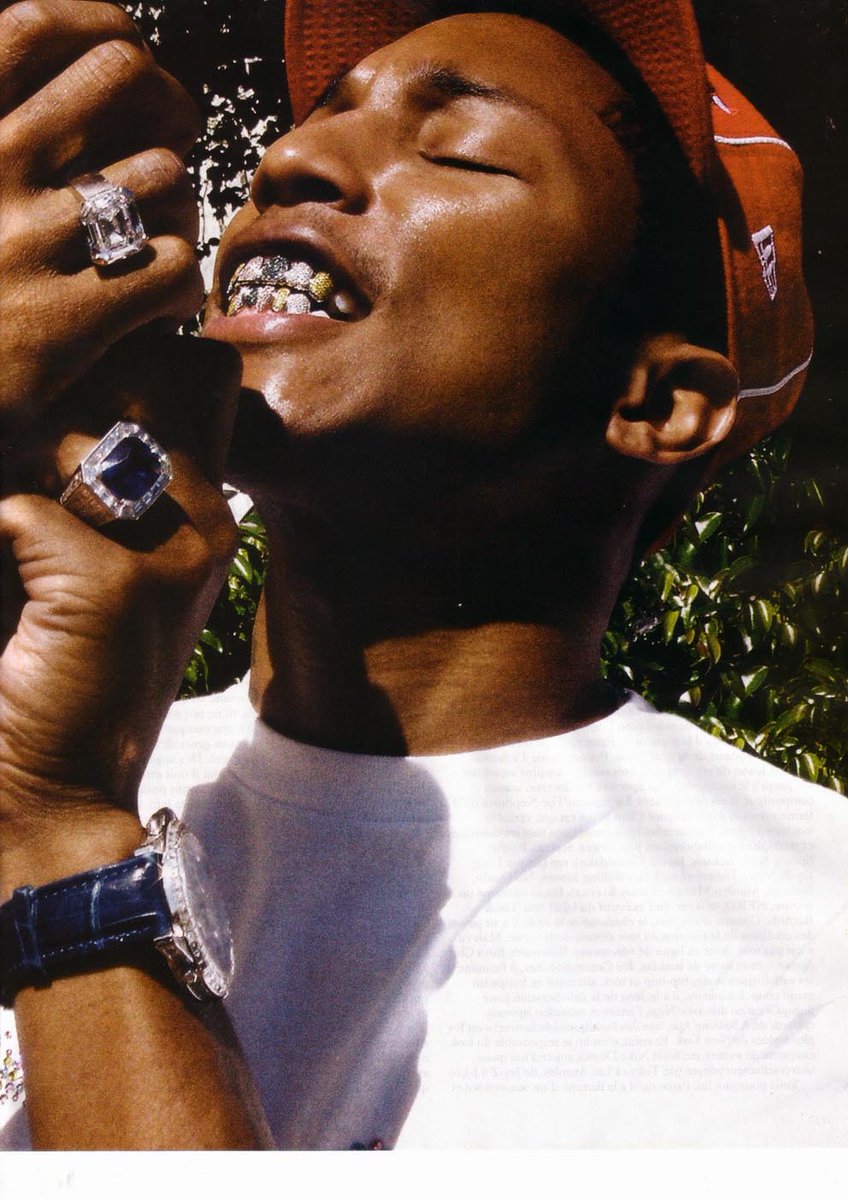 MIUCCIA TAM. tweet media