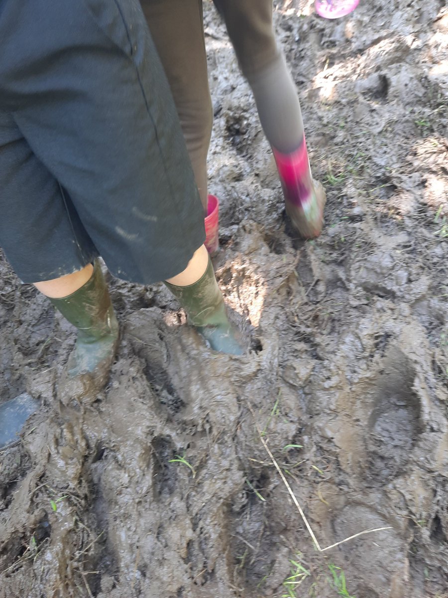 MosleyAcademy's tweet photo. The sun shone brightly today for our whole school local walk for Mrs Flaherty's last day at Mosley. #anslow #family #mud #memories https://t.co/kI32k6q1JO