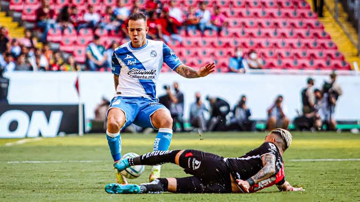 Jovanaorr's tweet photo. 🚨#GIVEAWAY ENFRANJADO🚨

🎟️ ¡GANA UN PASE DOBLE para el Puebla 🆚 Atlas ! 🎽🔴⚪️
 
1⃣ Sigue a @calientesports y a mí 
2⃣ Dale 🔁 y ❤️
3️⃣Menciona cuál será el resultado del partido y utiliza el #MásAcciónMásDiversión 🔥

¡Se regalarán TRES pases dobles! 📲 https://t.co/K2Sv0wxWec