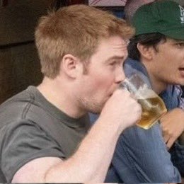 ghostinkit's tweet photo. theres two types of guys https://t.co/bDD4AA1MLa