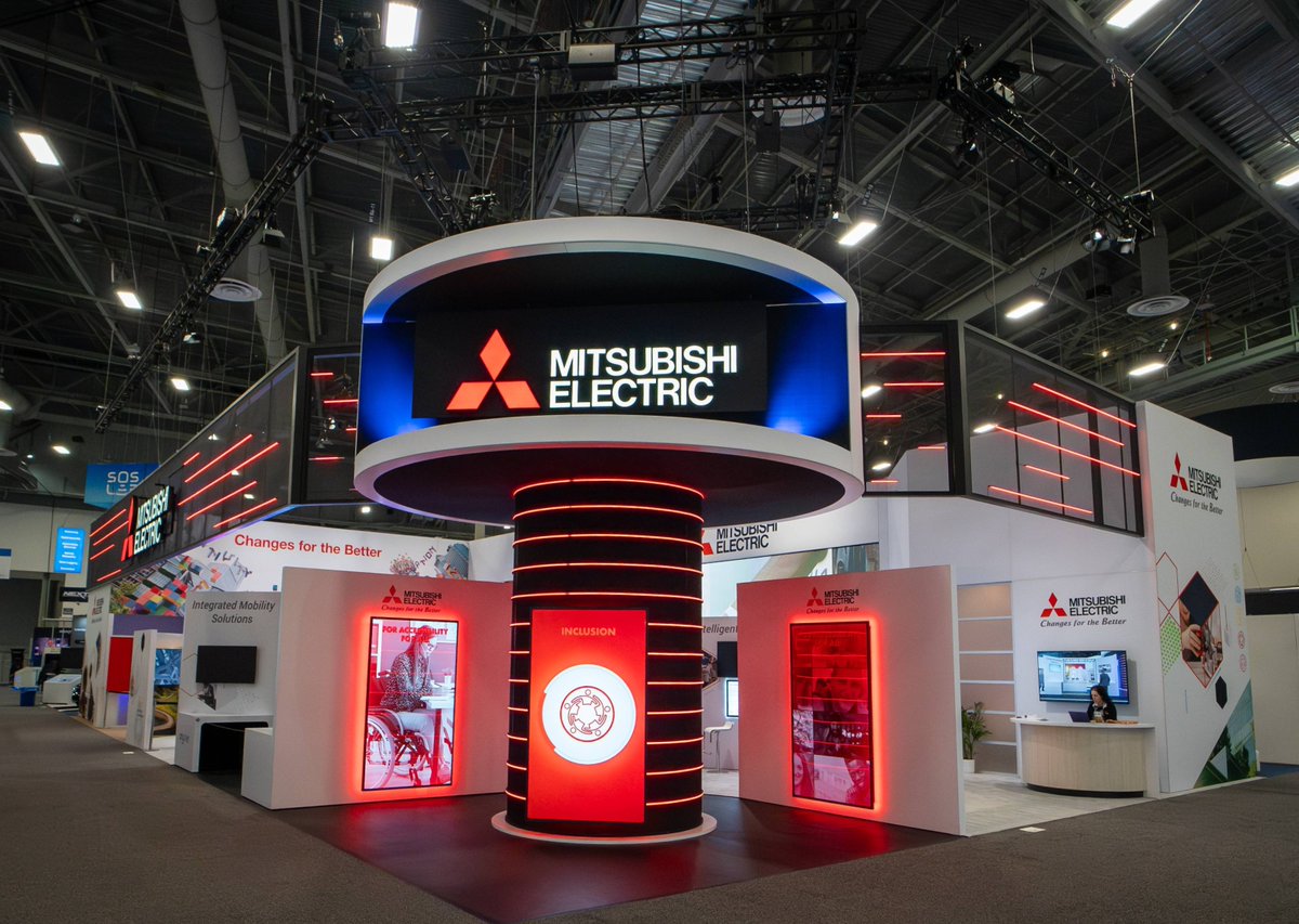 ROE_Visual's tweet image. #TBT to #CES2024! @hxtech featured ROE Visual tiles at some incredible booths, including Walmart, Kia (GP2.6), and EssilorExottica (TP-C2.6). We were also showcased at Mercedes, Mitsubishi Electric, Skyworks, and Togg (GP2.6). 🌟 Check out photos from H&amp;amp;X.

#LightUpYourShow