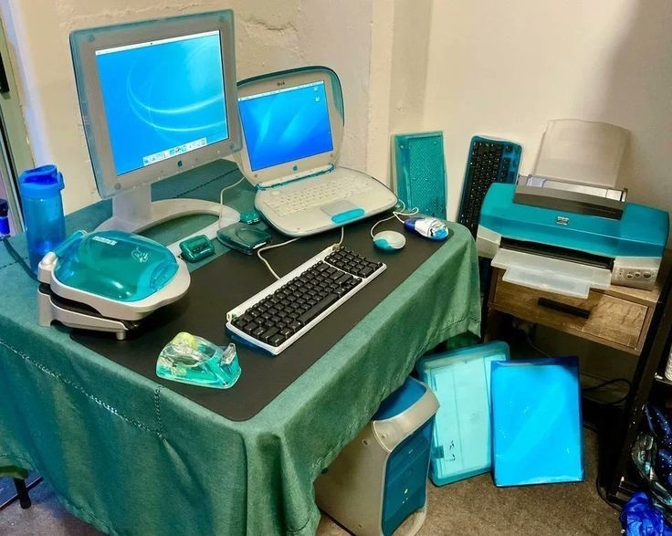 Old Internet tweet media