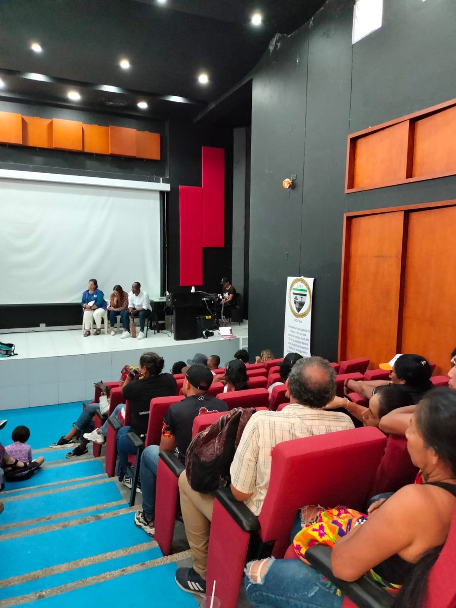PFMuseosCol's tweet photo. En el marco del encuentro de la Red Intercultural Amazónica de @mincultura 🌿, realizamos la presentación de las acciones del Programa de Fortalecimiento de Museos 🇨🇴(@PFMuseosCol)- @museonacionalco, en apoyo, asesoría y acompañamiento a estímulos para los museos del país. https://t.co/j62AdJlgt7