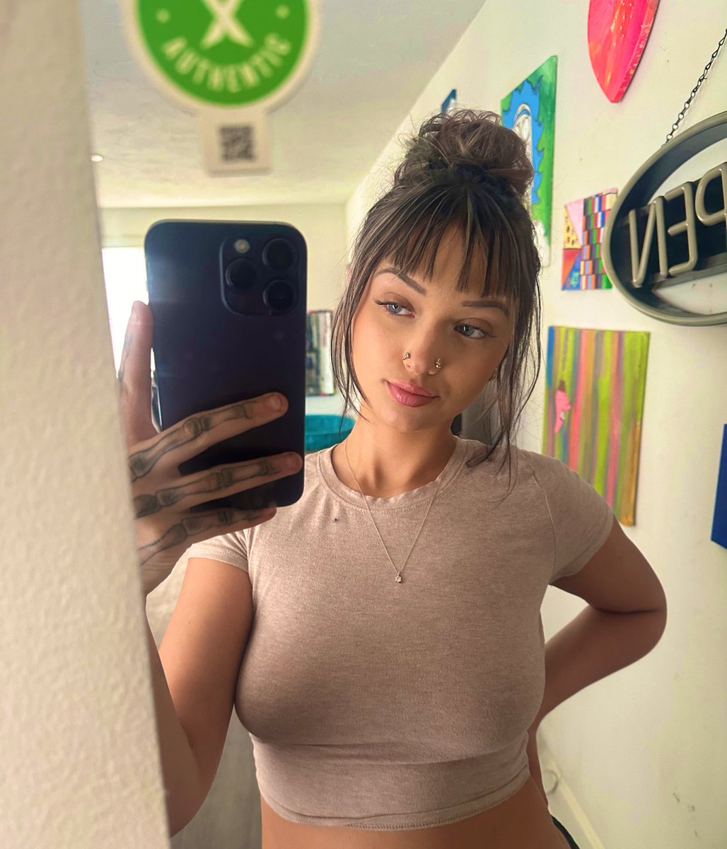 kashkidddkae's tweet photo. 🥇 https://t.co/TZflYx5duI