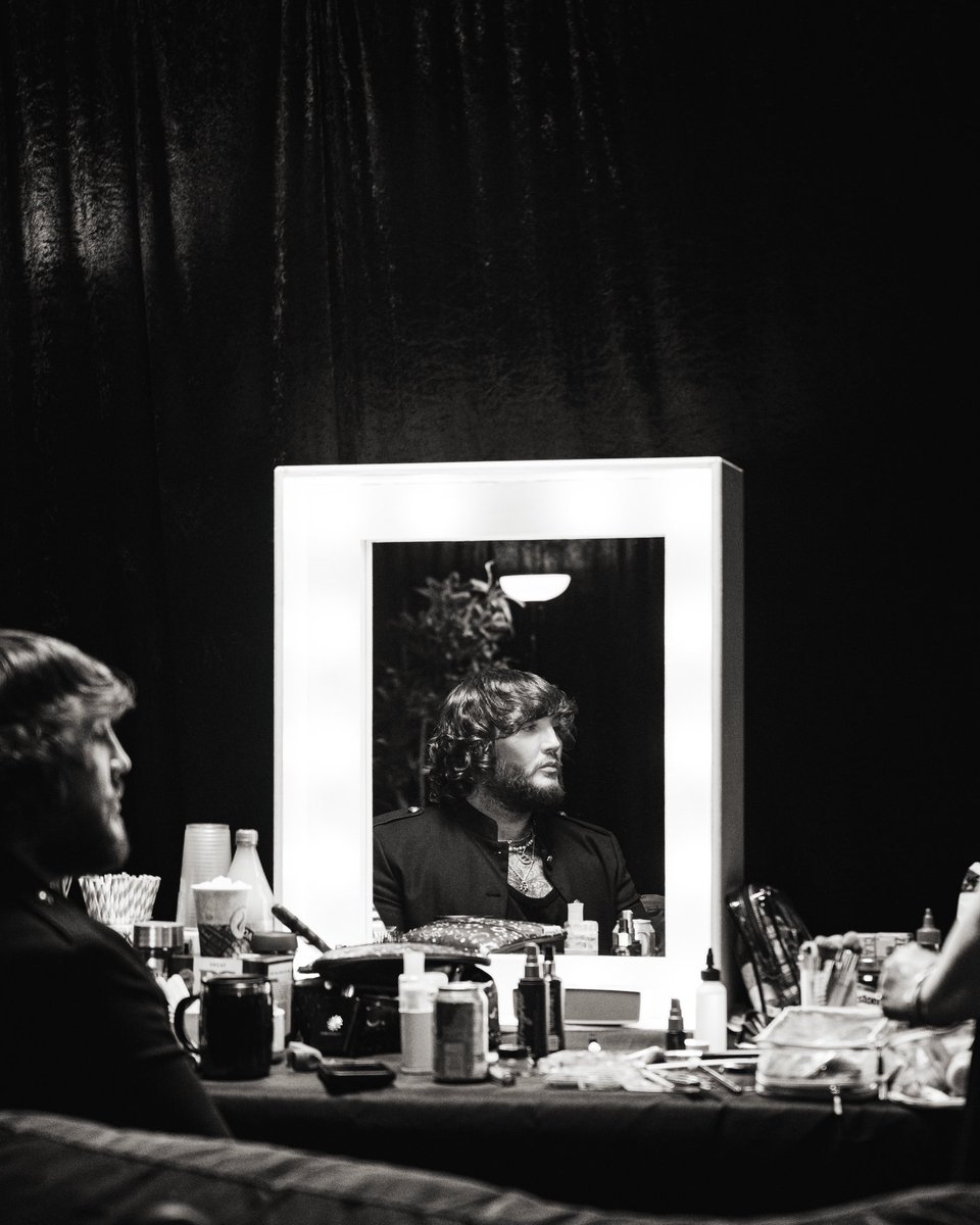 James Arthur tweet media
