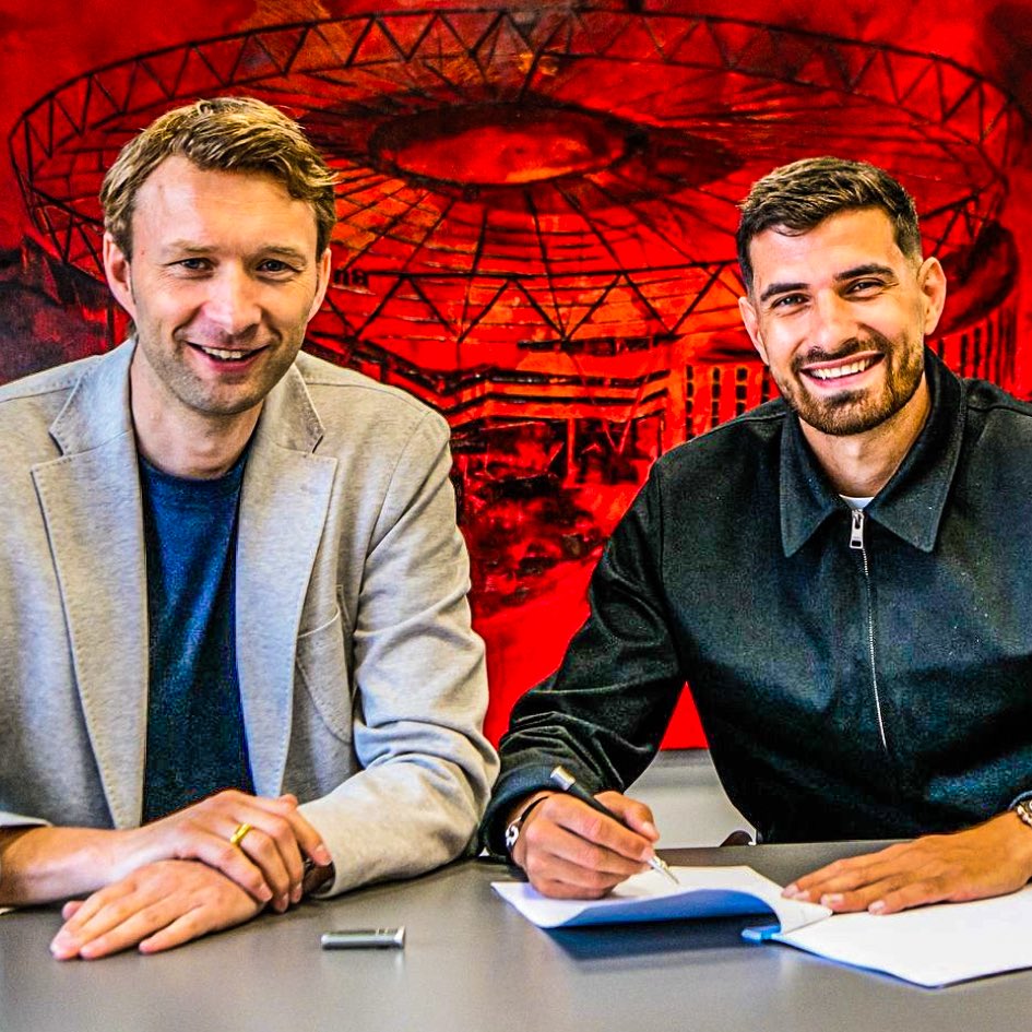 eurofootcom's tweet photo. 🚨🇫🇷 𝐎𝐅𝐅𝐈𝐂𝐈𝐀𝐋 | Bayer Leverkusen complete signing of Martin Terrier (27) from Rennes! ❤️🖤

The forward registered 75 goal contributions in 141 games for the French club. 🎯 https://t.co/erdHUqKVHb