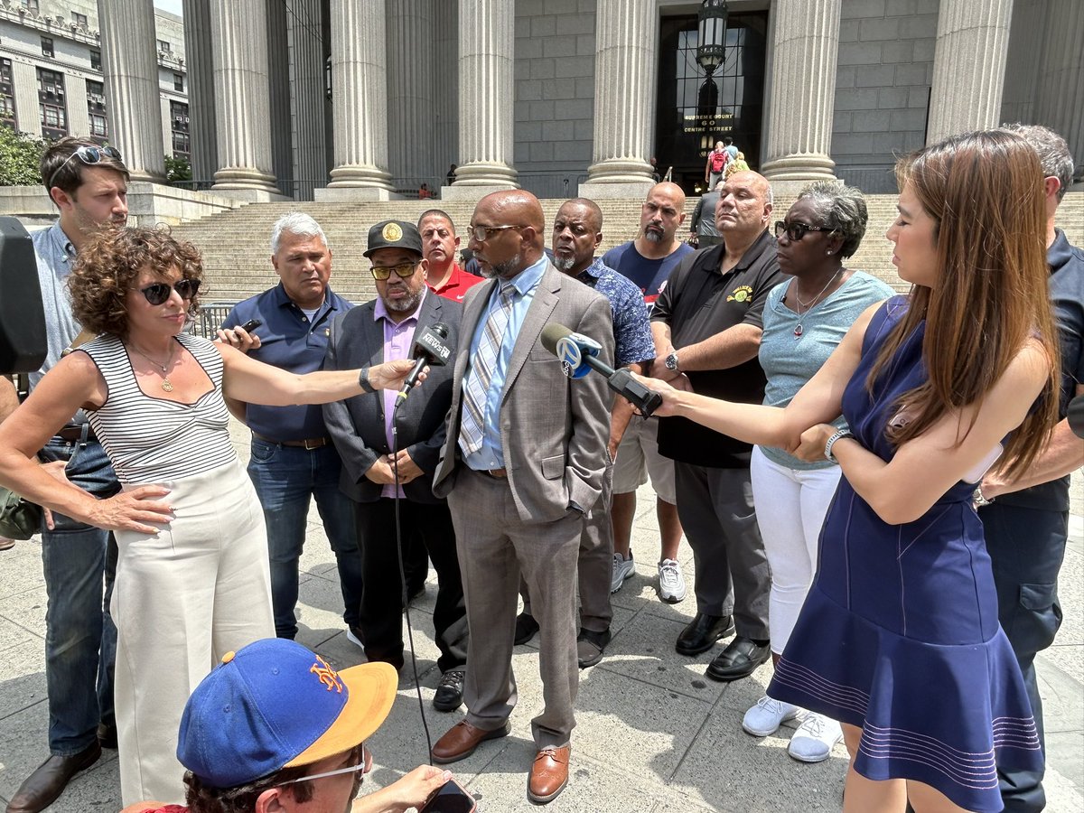 TWULocal100's tweet photo. TWU Local 100 Richard Davis tells the MTA to back off from widespread service cuts to buses; We are asking the Court for an injunction to stop the cuts now. @CentralLaborNYC @MTA @AFLCIO https://t.co/4YhnRmCrlt