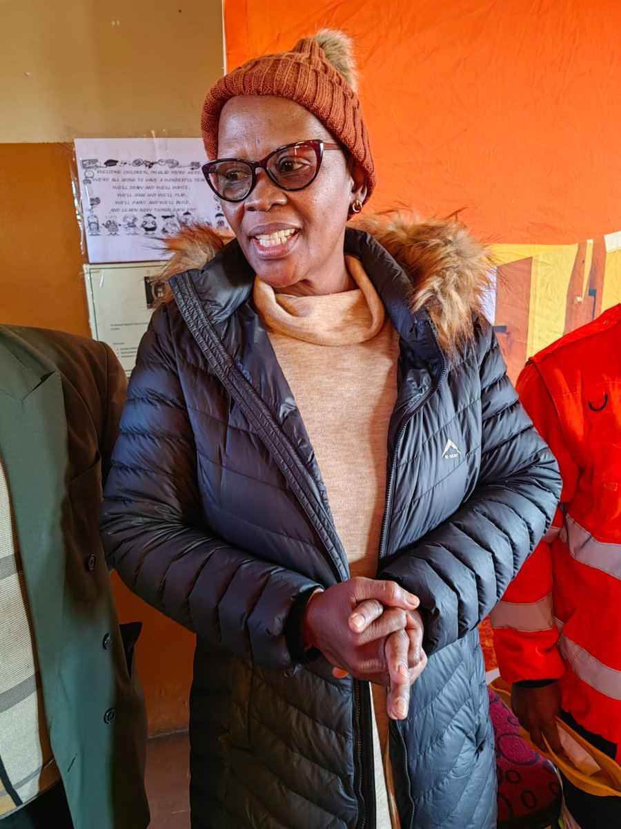 NC_drpw's tweet photo. HOD Dr. Johny MacKay, handed over school shoes to the principal of the Vlakfontein Primary School. Dr. MacKay inspired the learners to be committed and persevere in their schooling. 
#67minutes
#CombatPovertyAndInequality
#ItsInOurHands https://t.co/CkPF5kERyW