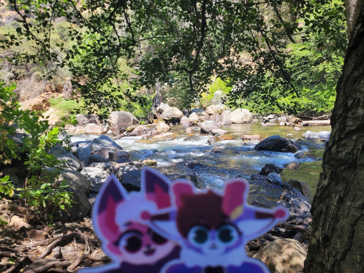 RozelDraws's tweet image. Me and Luq at the river ^w^