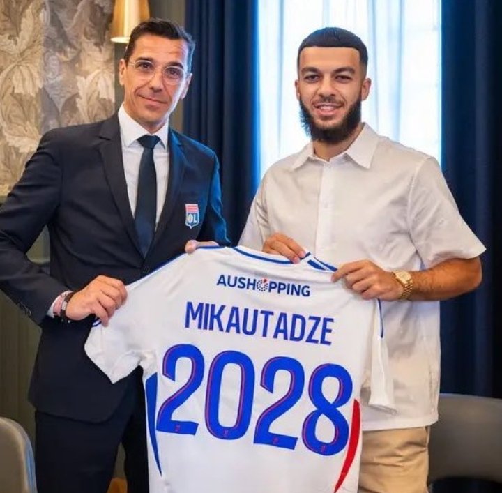 NewsFootball_XL's tweet photo. 🚨 OFICIAL:🚨El Georgiano Mikautadze ficha por el Olympique de Lyon procedente del Metz hasta 2028✒️🇬🇪🇫🇷 https://t.co/fsLLw24yKh