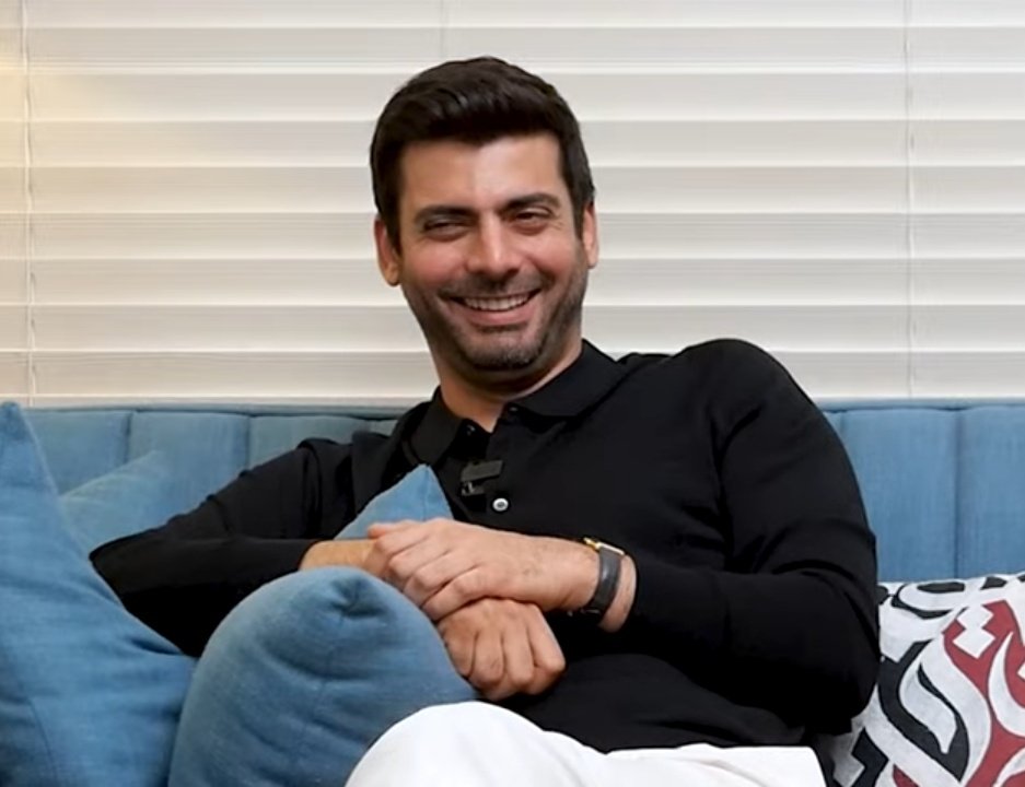 Naziaq2's tweet image. Thank you @aamnaisani for doing this ❤ #FawadKhan is back ❤ @Fawadkwhatagoat