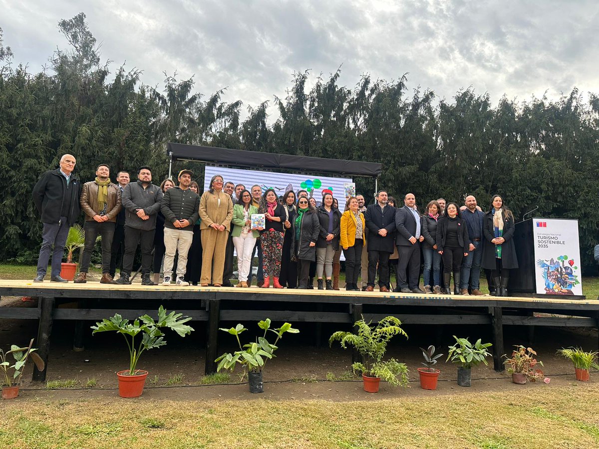 ACHITUR participa del Lanzamiento de la Estrategia Nacional de Turismo Sostenible 2035 achitur.cl/achitur-partic…