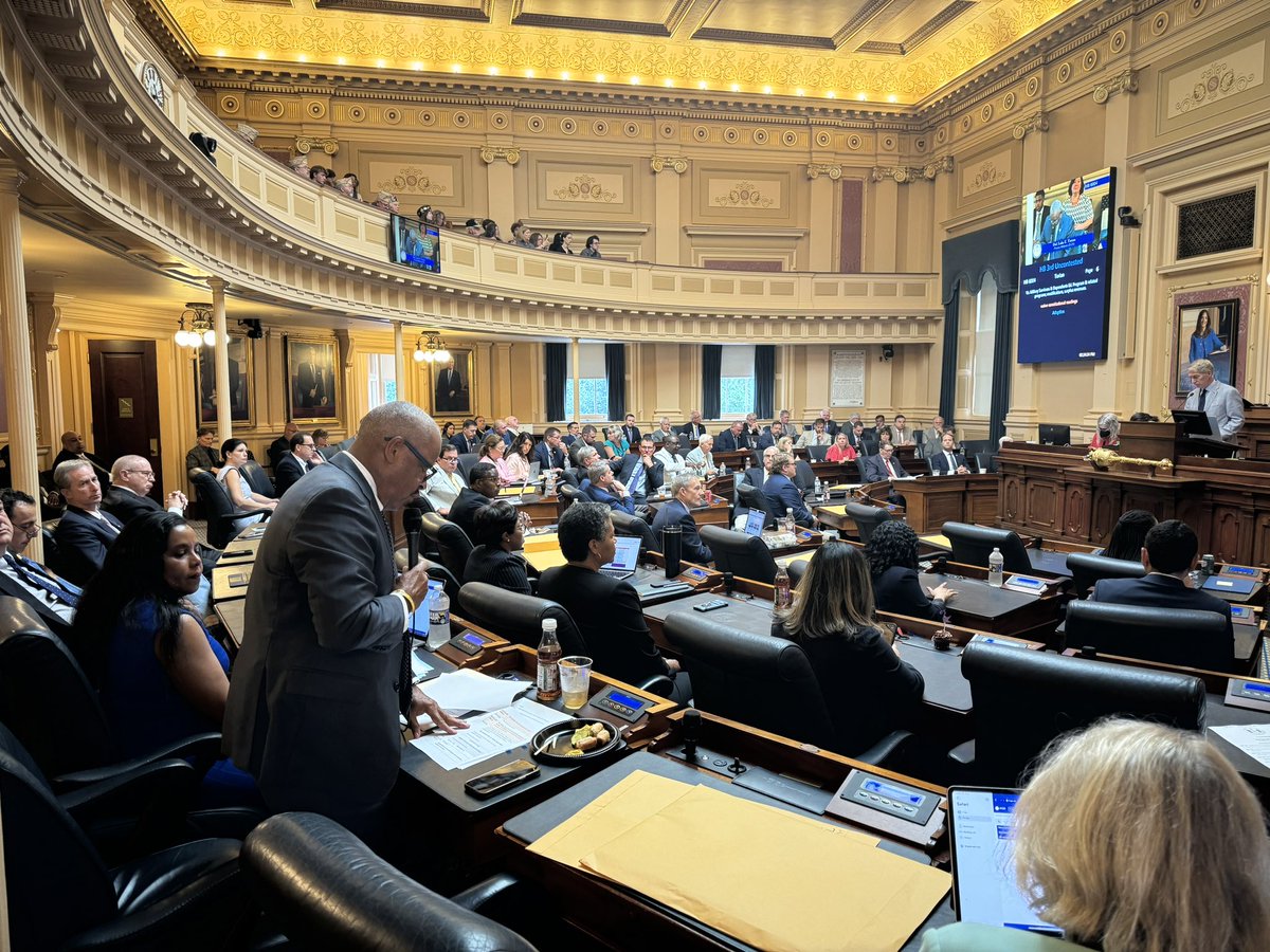 BradKutner's tweet photo. @GlennYoungkin @RepTomGarrett @vademocrats @C_Herring And here we go - @DelegateTorian carries the #vmsdep fix and it passes.
Off to committee to approve another another’s bills we go… https://t.co/TEbVBvxc53