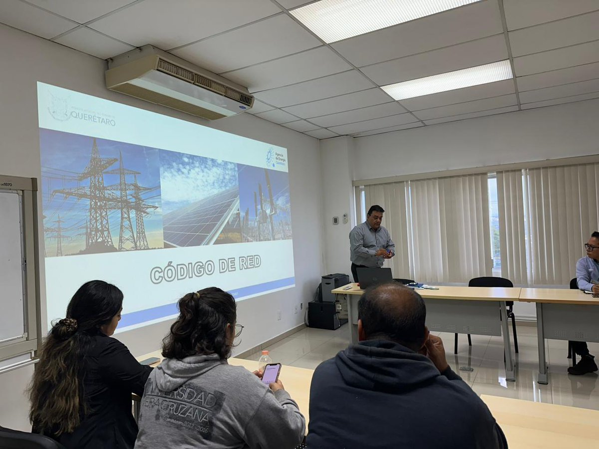 energiaqro's tweet photo. 🔌 Desde la AEEQ difundimos a las empresas queretanas la importancia de el cumplimiento de las disposiciones administrativas del Código de Red.
Contigo, impulsamos la eficiencia y la sostenibilidad energética en nuestra región. 🌱 #CódigoDeRed #AEEQ #EnergíaSostenible https://t.co/38KnBTddVD