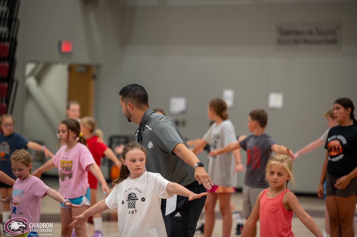 Coach Chris Francis, CSC’s new Men’s Basketball Coach, led a free basketball clinic for the community, yesterday! 📣 Thanks to everyone who came out to sharpen their skills and meet our new coach! 🏀 #CSCEagles #ChadronStateCollege