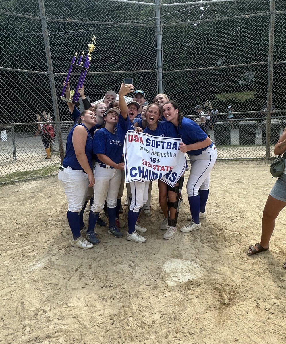 Kay1eeGrace's tweet photo. 2024 18+ NH State Champs!🏆🏆 https://t.co/P42fub95sz