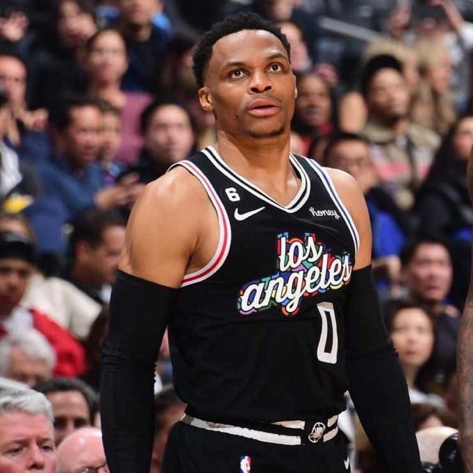 Sleeper_Hoops's tweet photo. Denver 🤝 adding a late career Russ https://t.co/jRjXB5C9Zo