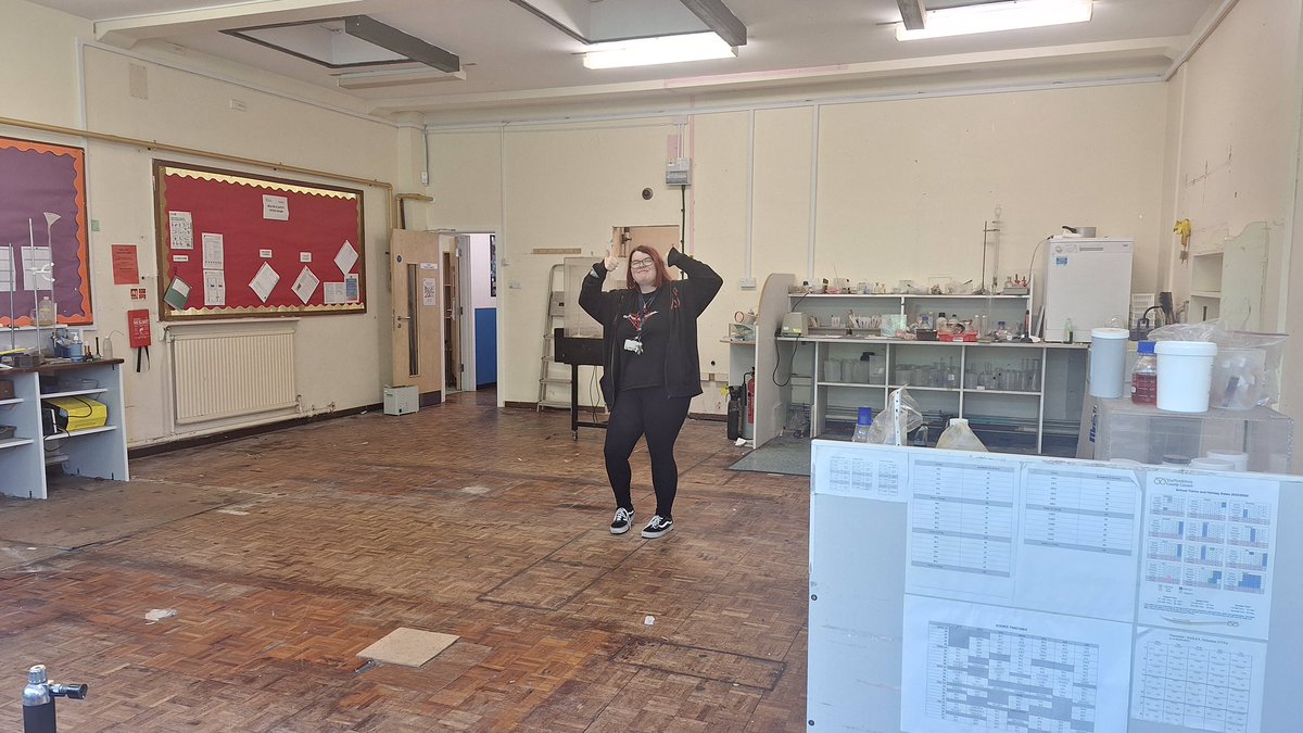 Mrs B - Science Tech tweet media