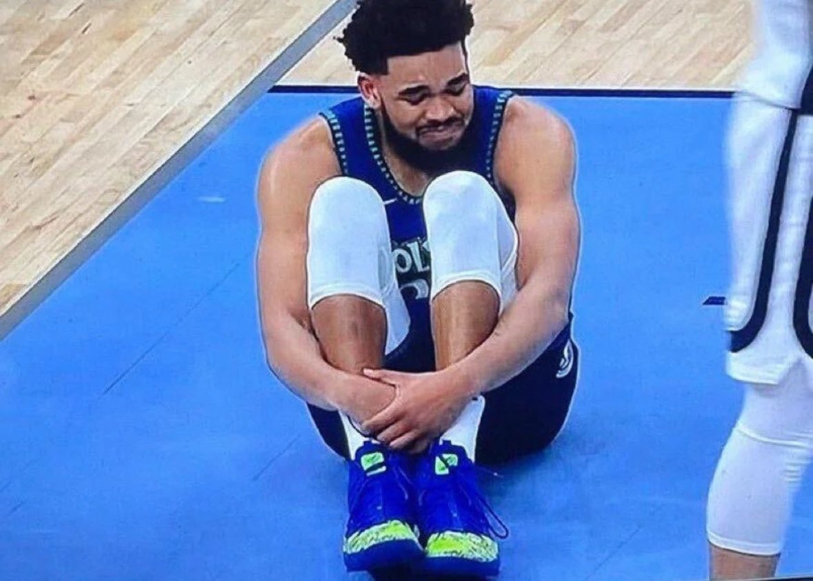 Me when I remember Rob Dillingham and Reed Sheppard are gone and never coming back.