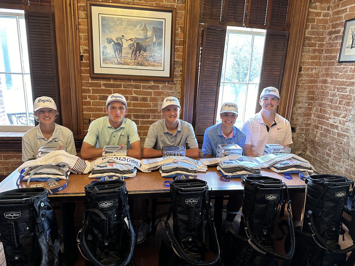 RoyalsBoysGolf's tweet photo. Top 5 have been established!

1. Cole Owens (Jr)
2. Noah Gardner (Jr)
3. Jaxen Crabtree (Jr)
4. Slate Brammer (Jr)
5. Grant Burkhart (Sr)

TEAM AVERAGE : 317

Ready for the season to start! https://t.co/tKrQjRUWPG