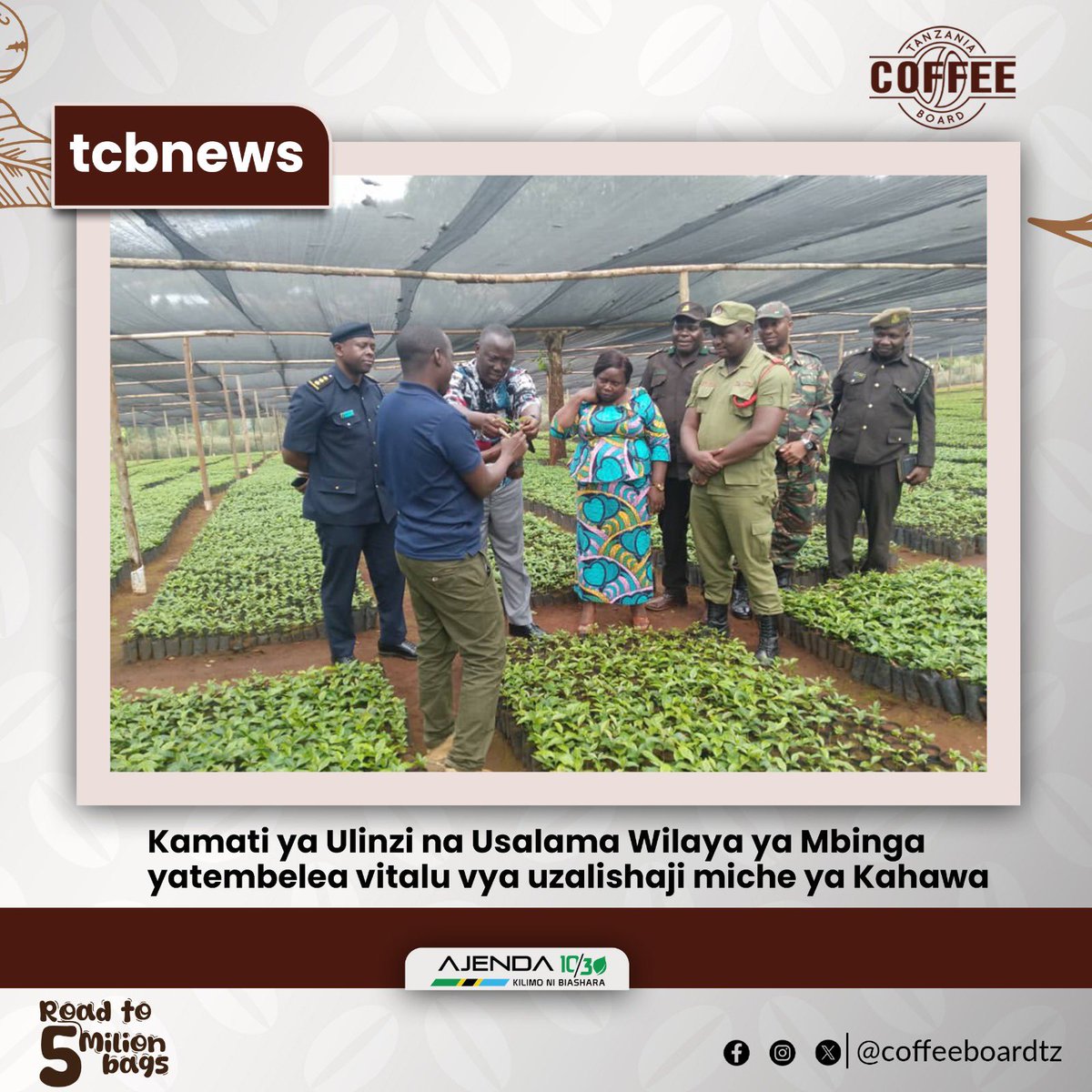 coffeeboardtz's tweet photo. Kamati ya Ulinzi na Usalama Wilaya ya Mbinga ikiongozwa na Mkuu wa Wilaya hiyo Mhe. Kisare Makori, wametembelea vitalu vya uzalishaji Miche bora ya Kahawa ambayo inatarajiwa kugawanywa kwa Wakulima katika msimu ujao wa kilimo.

#tcbnews #tanzaniacoffee https://t.co/iG8cNjvk2l