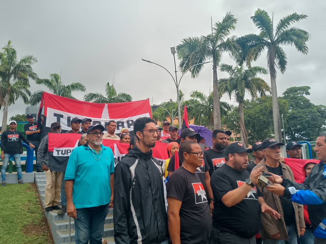 BolivarMrt4 tweet picture