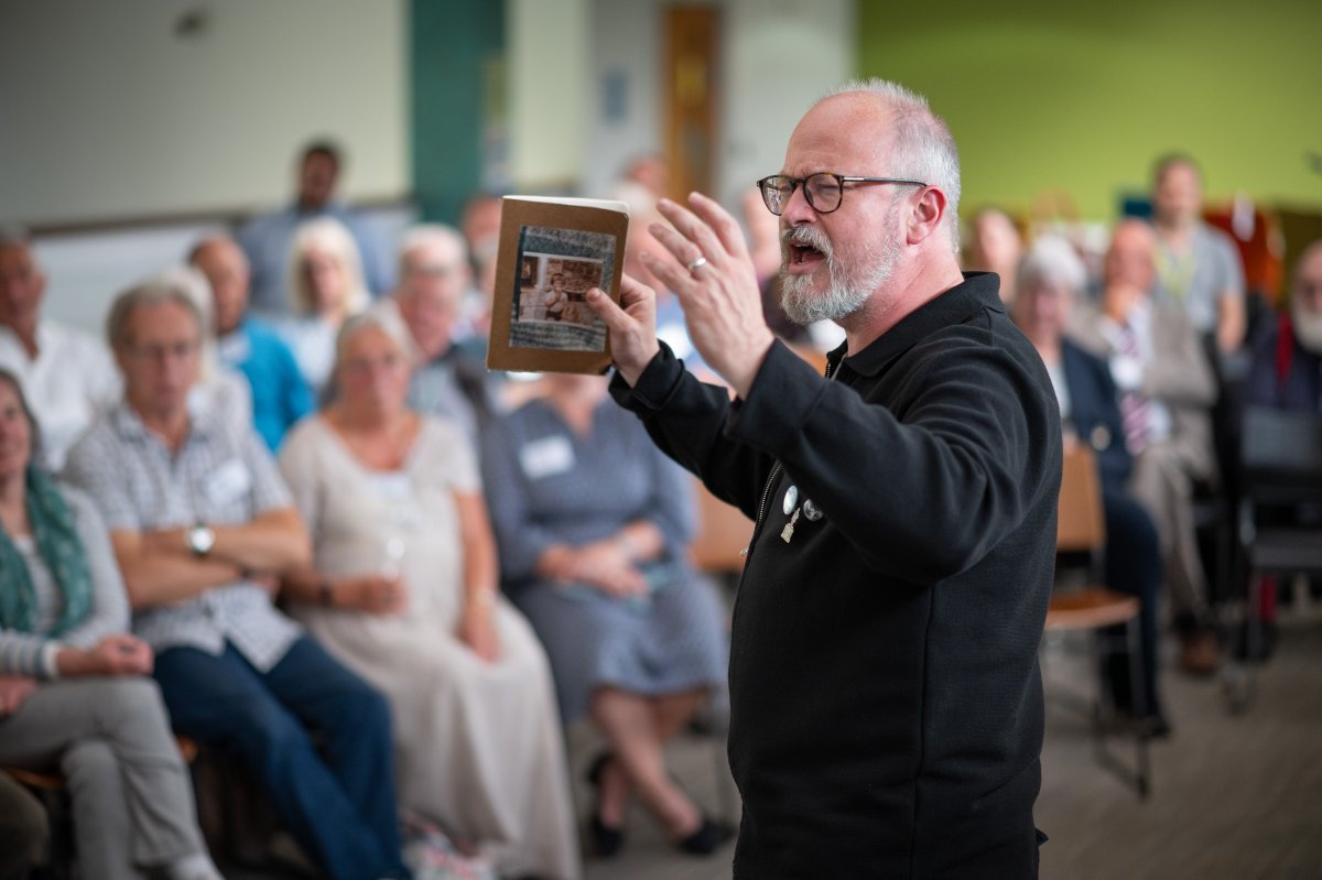 Libraries Unlimited tweet media