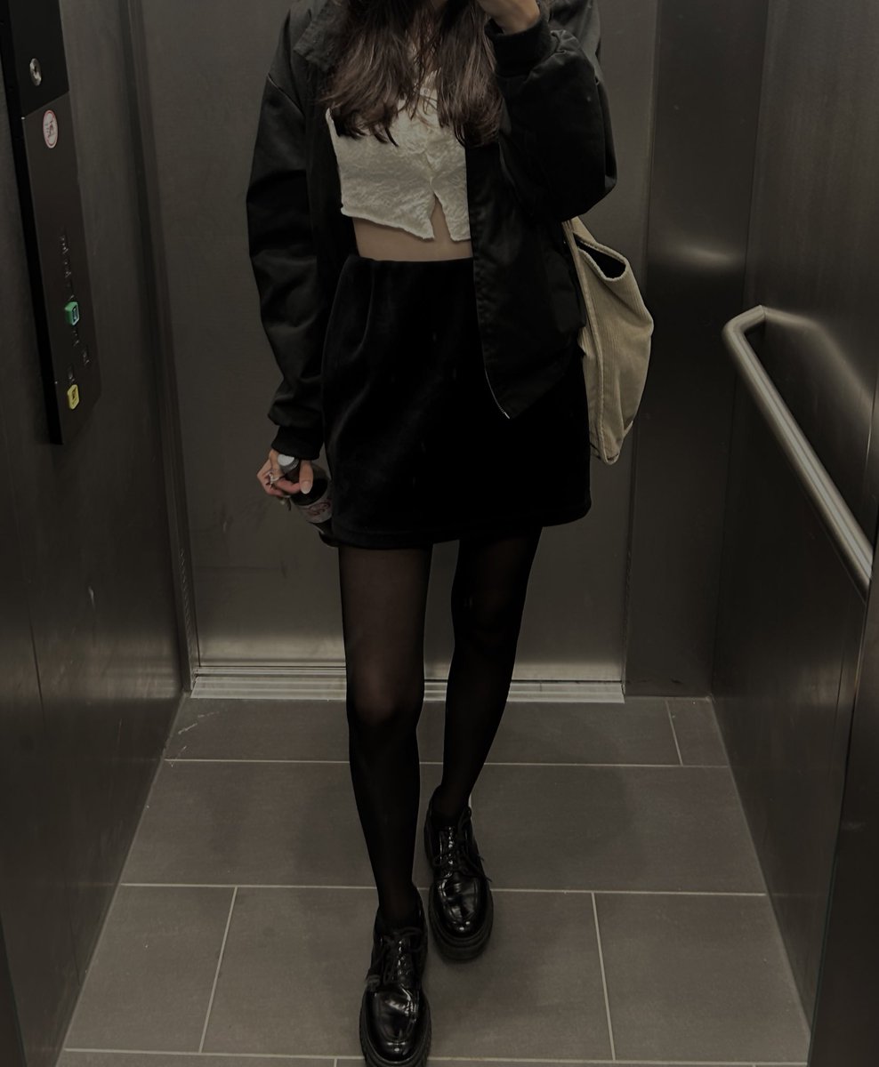 cloudy_falling's tweet image. °．•  new intro ⋆ edtwt ɞ*. 。*.

                    ෆ 23 (‘01) ⋆ she/her ⋆｡˚
              ෆ ana ; ortho ⋆ pro recov ݊ ༝⋆ ࣪ ⭑  
        ✧˖*°176cm ; cw: 48.5kg ; gw: 47kg˚‧⁺  
                       𖦹🖇️˚ ˖🪩⋆☁️˚ ♡

ෆ ⋆ ♡ / ↻ to be moots ₊˚. ☆