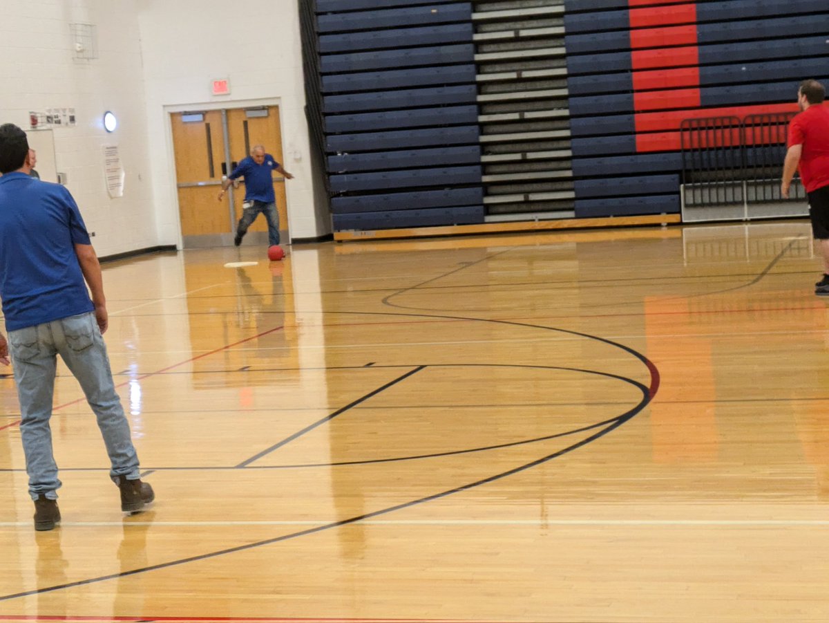 JoeFicker B&G tweet media