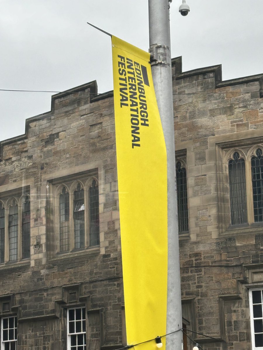 OrlandoChris's tweet photo. Seen in Edinburgh with @VikingCruises #MYVIKINGSTORY, #VikingSky, #edinburgh, #edinburghcastle, #thisisedinburgh, #visitedimburgh, #loveedinburgh https://t.co/oM46Qr0bm5
