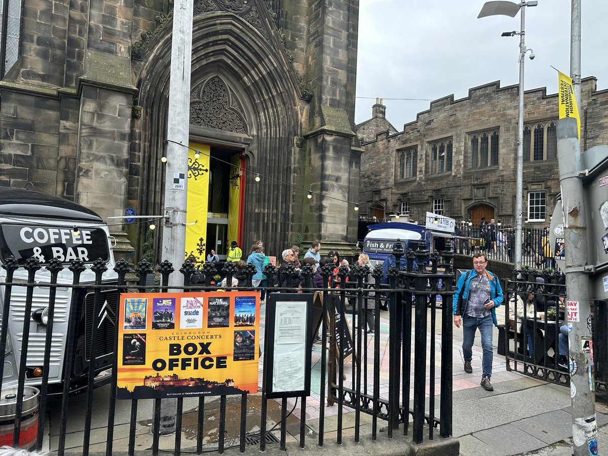 OrlandoChris's tweet photo. Seen in Edinburgh with @VikingCruises #MYVIKINGSTORY, #VikingSky, #edinburgh, #edinburghcastle, #thisisedinburgh, #visitedimburgh, #loveedinburgh https://t.co/oM46Qr0bm5