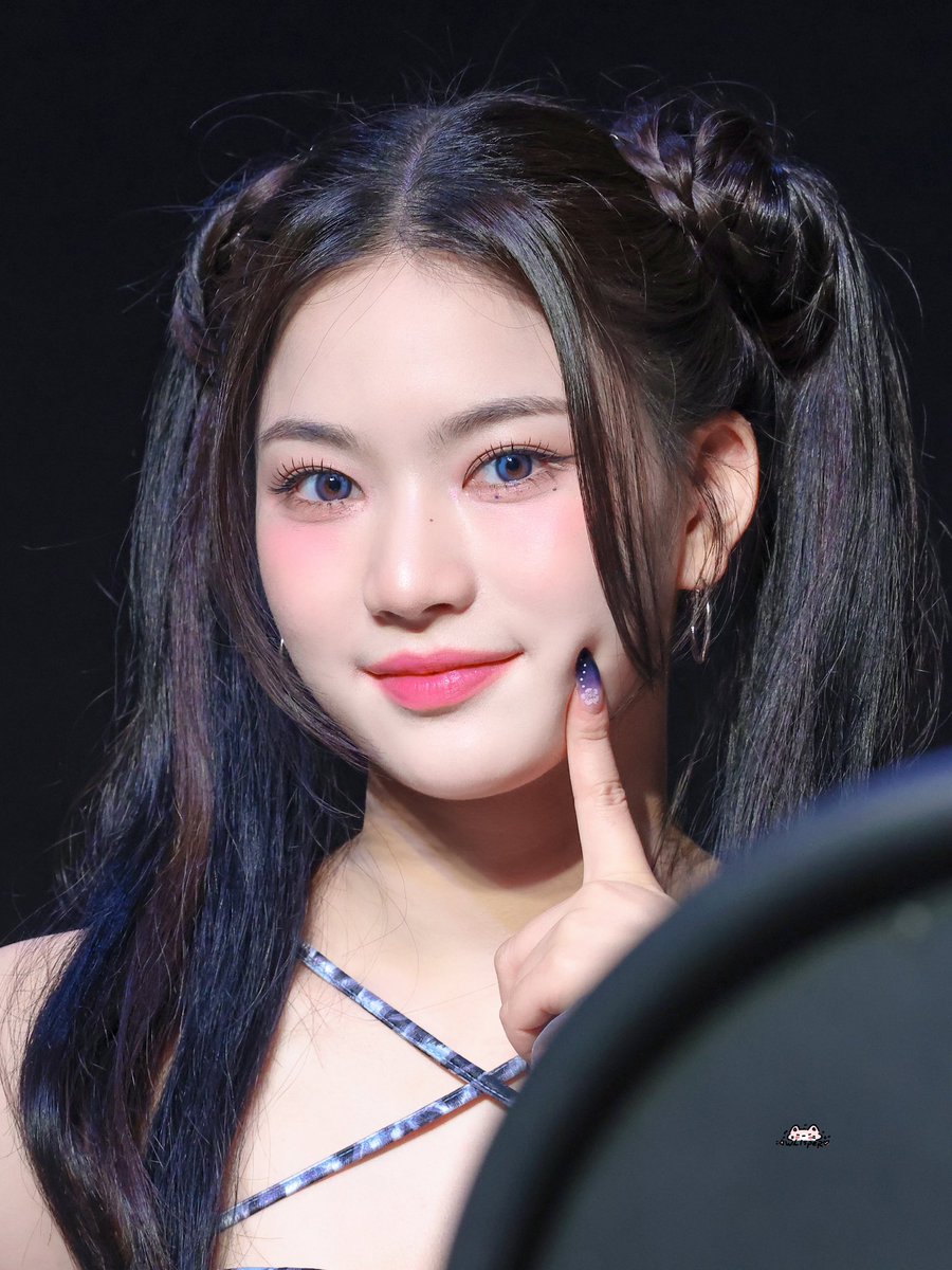 Wh1speR0123's tweet image. 0718 메이크스타
이사냥의 볼살네컷😼😽
#이사진최고
#아이사 #ISA
#스테이씨 #STAYC