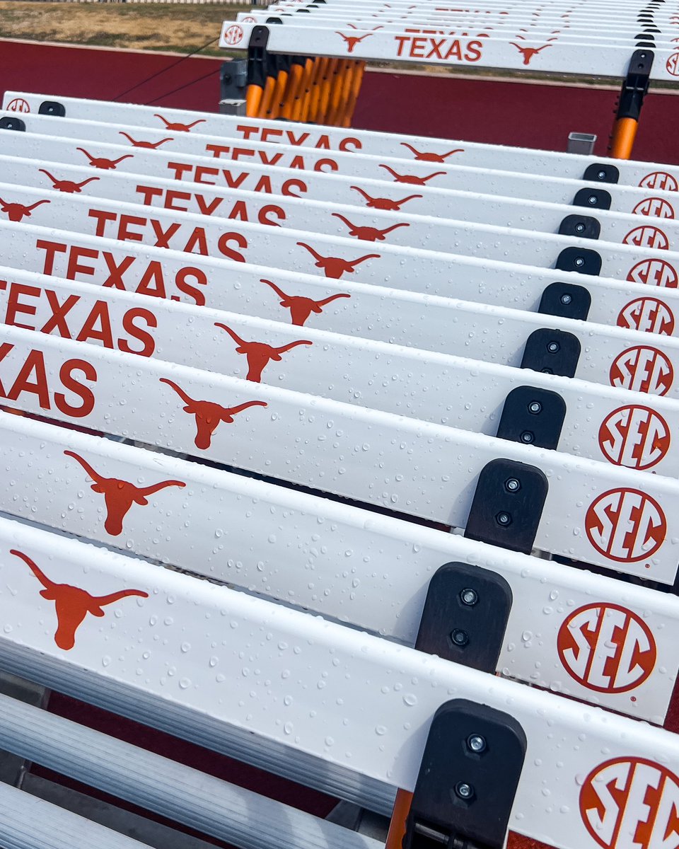 TexasTFXC's tweet photo. Sure is pretty 🤘🤩

#FloKnows x #HookEm https://t.co/rVeOs0LFIu