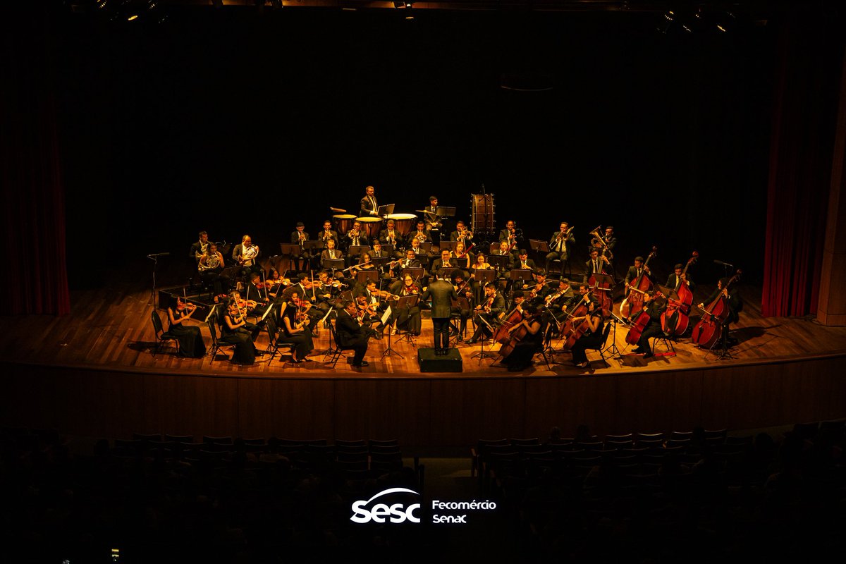 sescrr's tweet photo. 🎻✨ O concerto de abertura do 𝗜𝗜 𝗙𝗲𝘀𝘁𝗶𝘃𝗮𝗹 𝗜𝗻𝘁𝗲𝗿𝗻𝗮𝗰𝗶𝗼𝗻𝗮𝗹 𝗦𝗲𝘀𝗰 𝗱𝗲 𝗠𝘂́𝘀𝗶𝗰𝗮 𝗱𝗲 𝗥𝗼𝗿𝗮𝗶𝗺𝗮 foi um sucesso! 

A noite contou com um espetáculo emocionante da Orquestra Sinfônica do IBVM e proporcionou um momento mágico.✨
#sesc #sescrr #cultura https://t.co/HME0qikmG7