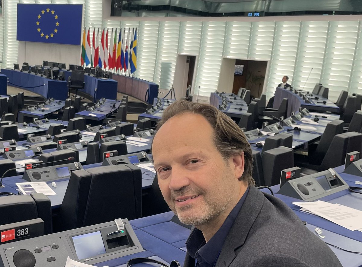 Très honoré d’avoir été élu à la fonction très stratégique de coordinateur budget des députés  @TheProgressive. Merci à mes collègues pour leur confiance. Je mettrai toute mon énergie pour que les finances soient au rendez-vous des grands enjeux sociaux, écologiques et de paix.