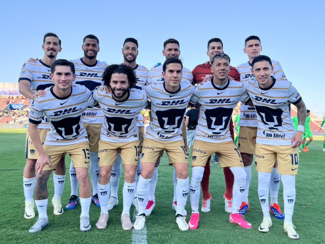 🚨#GIVEAWAY AURIAZUL🚨

🎟️ ¡GANA UN PASE DOBLE para el #Pumas vs #Pachuca!🐾
 
1⃣ Sigue a <a href="/calientesports/">Caliente Sports</a> y a mí aquí y en Instagram
2⃣ Dale 🔁 y ❤️
3️⃣ Comenta este tuit con tu pronóstico usando el hashtag #MásAcciónMásDiversión 🔥

¡Se regalarán DOS pases doble! 📲