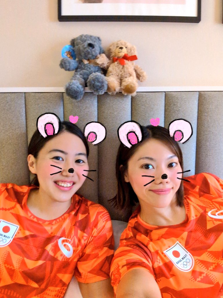shiho_m2002's tweet photo. 同部屋のれおなさん！！
いつも私の練習の遅さを肯定してくださいます。
@reona_aoki https://t.co/BLxQwXcfz4