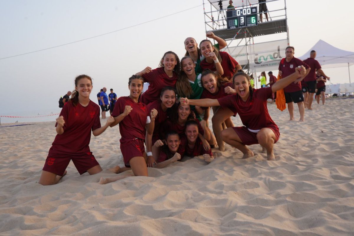 ffrm_se's tweet photo. 😜 ¡¡¡MÁS 3!!! 😜 

#Sub20 / #VamosFFRM https://t.co/U8EmUwHnXi