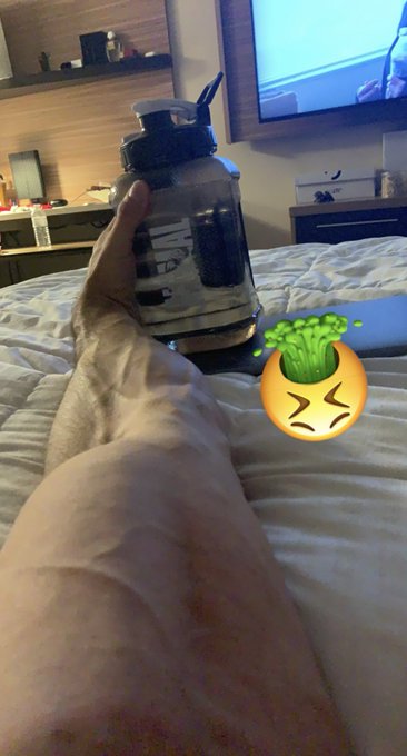 She said yuck #daddy then fucked my forearm 😂🤤 #zaddy #ddlg #malemuscle #mancandy #bull #dom #top #veins<a href="/tag/daddy"class="tags">#daddy</a><a href="/tag/motivation"class="tags"><span>#motivation</span></a><a href="/tag/sexy"class="tags"><span>#sexy</span></a><a href="/tag/mancandy"class="tags"><span>#mancandy</span></a><a href="/tag/porn"class="tags"><span>#porn</span></a><a href="/tag/top"class="tags"><span>#top</span></a><a href="/tag/veins"class="tags"><span>#veins</span></a>