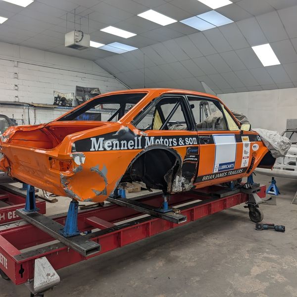 Celettegroup's tweet photo. #Ford #Escort MK2 rally car In for repair on a #Celette #framemachine after a little disagreement with a hidden rock on the Argyll rally.
#celettebench #autobodyshop #autobodyrepair #collisionrepairshop #collisionrepairexperts #mk2escortrallycar #classicford https://t.co/Ela0SQh9SL