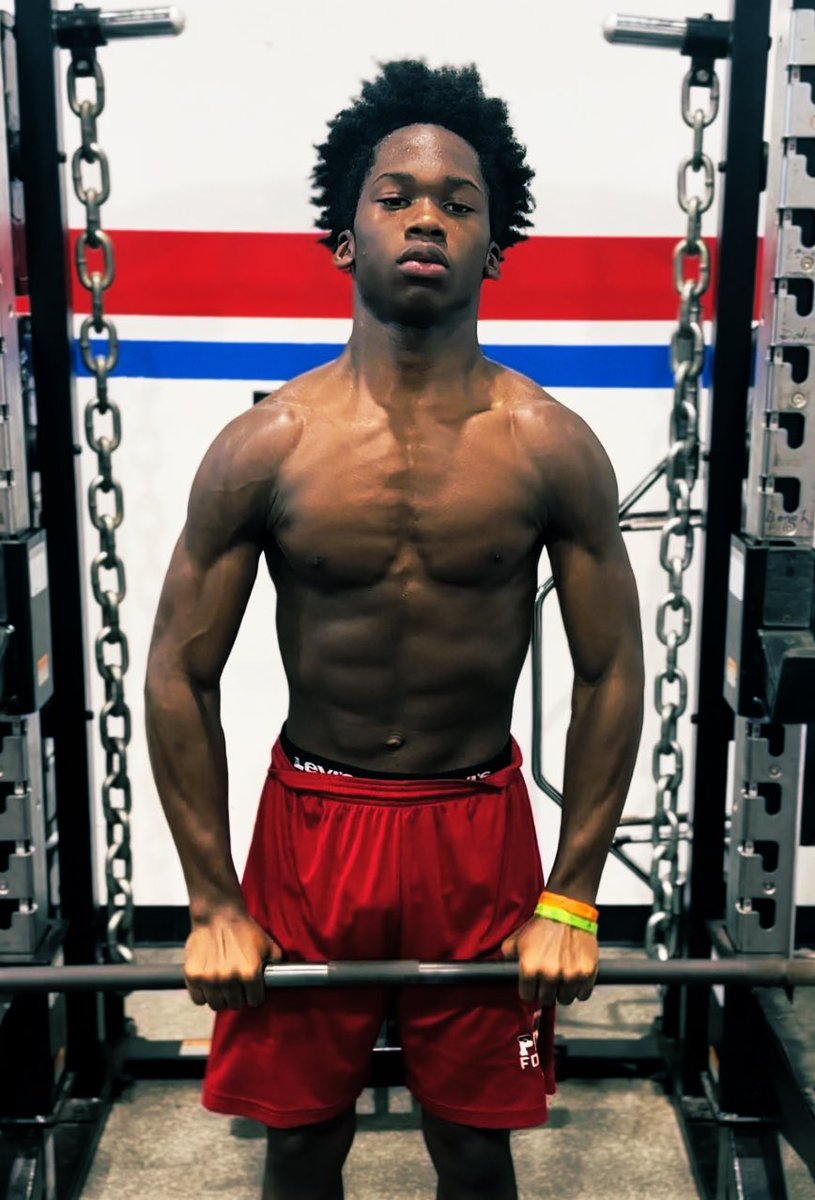 AnthonyGuthrie_'s tweet photo. Working everyday for that 1percent better #HardWorkPaysOff @CoachK_Stew
@JerryRecruiting @CoachRack75
 @ChadSimmons_ @CoachDBrown27 @CoachRack75
@CoachMacho @CoachCalley21  @WKUFootball @FLRecruits @DBs__Only https://t.co/9tlVeIbDhG