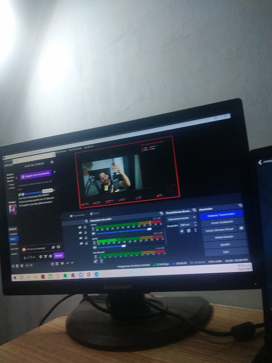 SIDZWIPE's tweet photo. Alv gente me chocaron y se fueron a la fuga, ya estos en directo para que le caigan https://t.co/1Q5lhoM9yl
#gamingmemes #streamer #StreamerCommunity #twitchstreaming #twitch #twittergamer #streamerlatinoamericana #sidzwipe https://t.co/DfwGvPxz6w